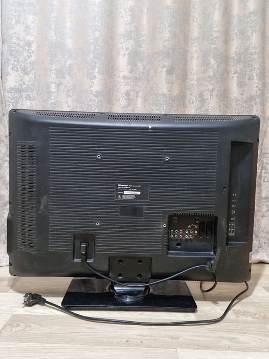 Срочно продам телевизор Hisense в рабочем состоянии