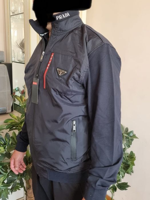 Спортивная куртка Prada