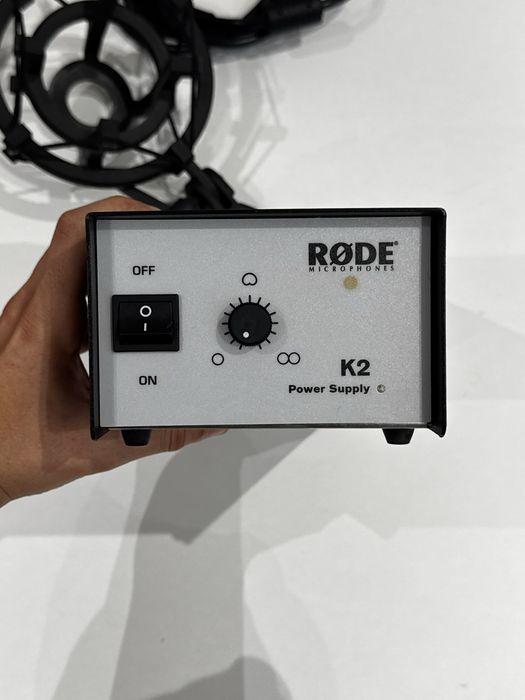 Rode K2 pachet complet microfon cu lampa, sursa, shock mount, geanta