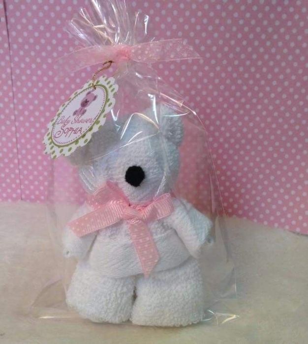 Боньоньерки из полотенец