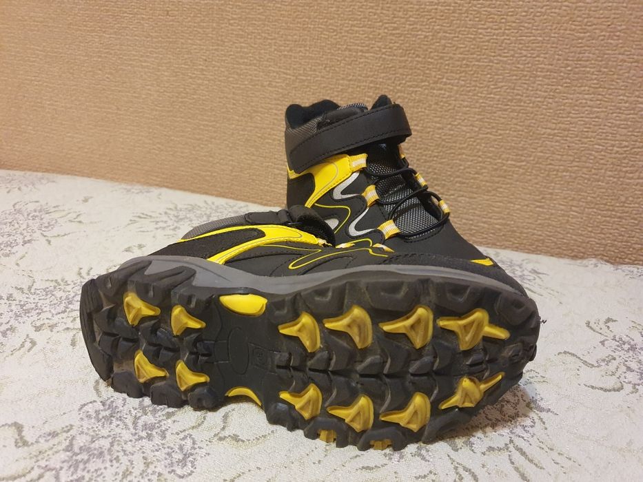 Демисезонные ботинки