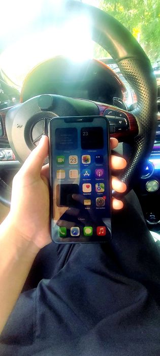 IPHONE XS MAX Face id bor qora