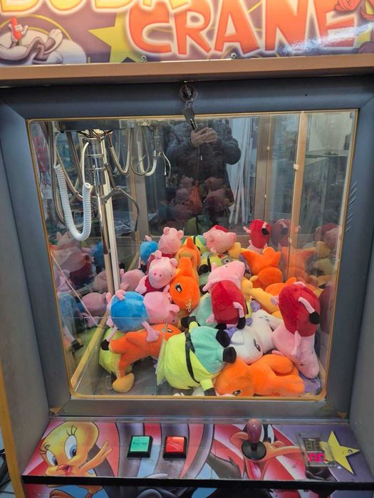 Продавам кран за плюшени играчки Buba Crane,  употребяван.