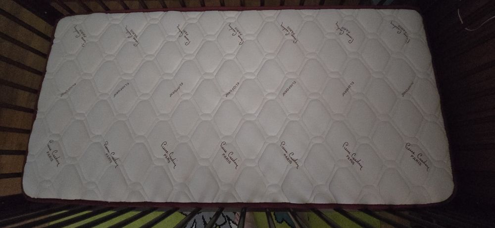 Легло-кошара Arbor и матрак Magniflex Piere Cardin