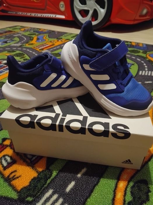 Детски маратонки Adidas 30 номер