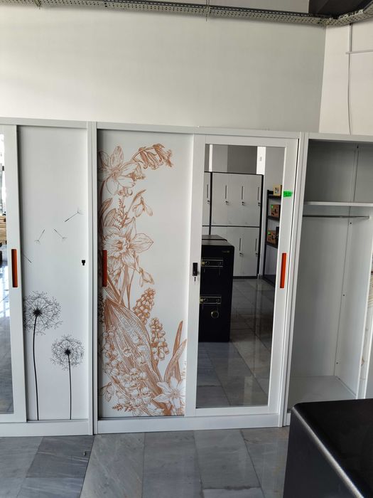 шкафы с зеркалами для одежды/шкафы с красивыми рисунками/металлические