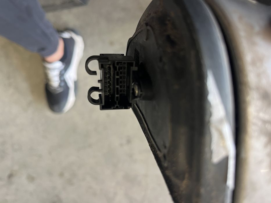 Огледало Mercedes E Class 2003г.