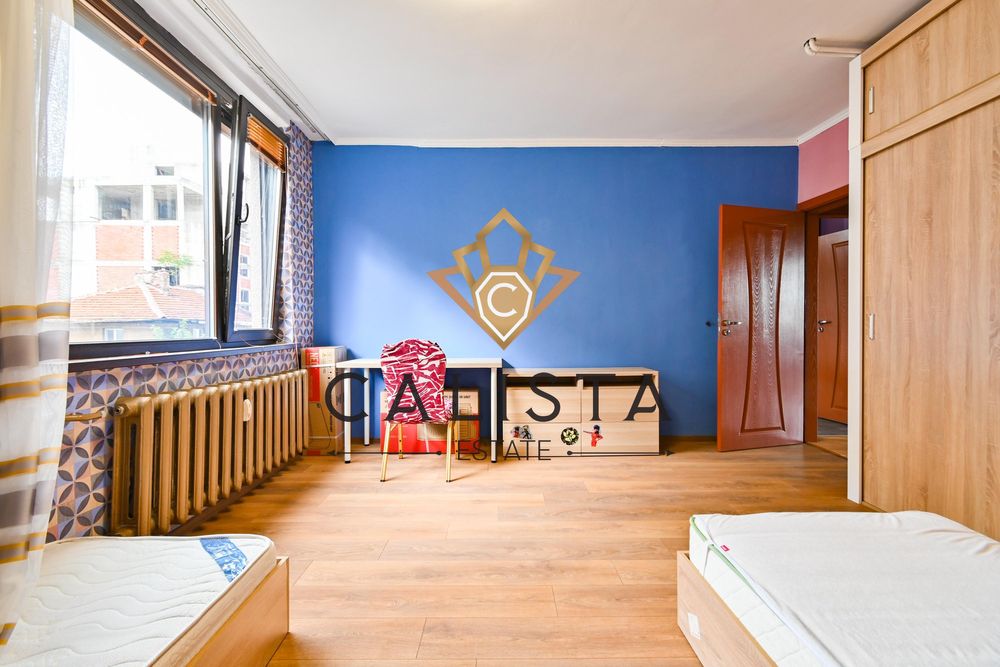 Дава се под наем Тристаен апартамент в София, Център - 104 кв.м за 796.62 € - Снимка #8