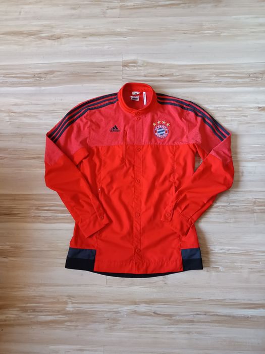 Оригинално мъжко горнище Adidas x F.C. Bayern Munchen