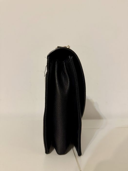 Geanta Guess, impecabila, detin factura