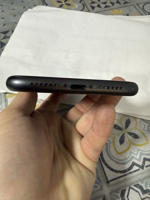 De vanzare Iphone 11 capacitate 64GB