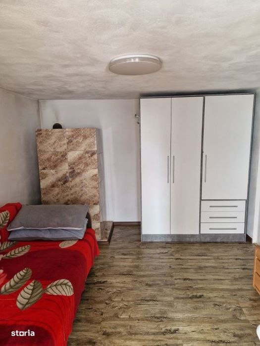 Casa de vanzare, 47.70 mp utili, Gavanesti -Olt