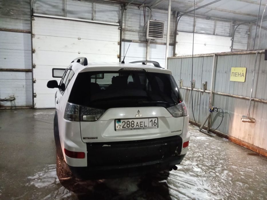 Продам Outlander