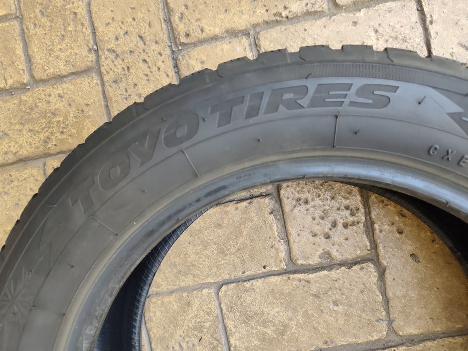 Зимни гуми TOYO 185/60/16 dot 23, 185/60R16