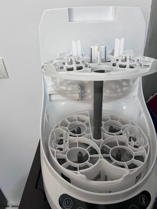 Aparat Babybrezza spalat-sterilizat-uscat biberoane