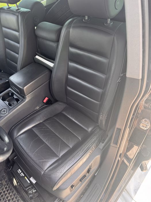 VW Touareg 3.2 на части