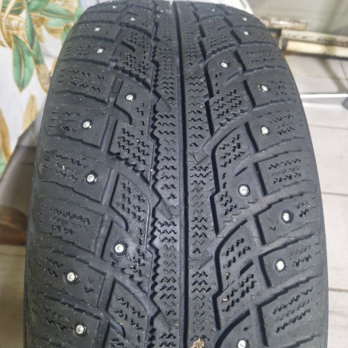 Шины зимние шипованные
