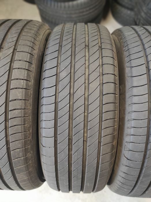 205/60/16 Мишелин