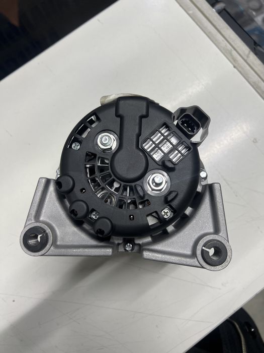 Генератор оригинал Кобальт Р4