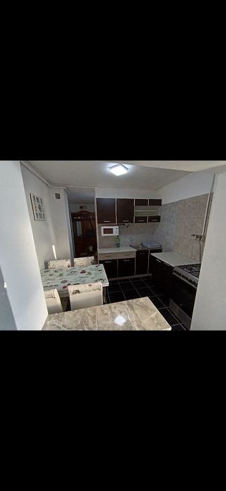 Inchiriez apartament zona Modern /Andrei Saguna