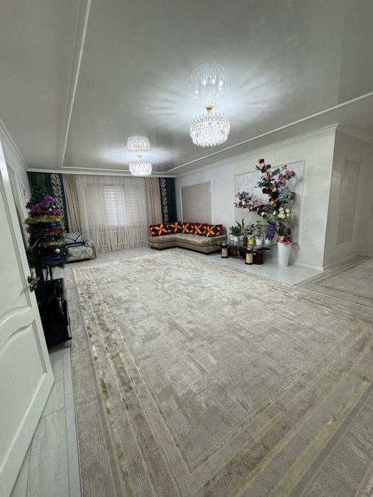 Продом большой дом с мебелью