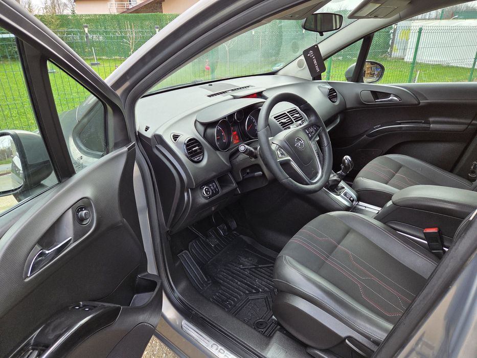 Opel Meriva  / 1.7 Diesel  / 6 trepte / Aer condiționat
