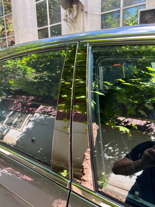 Eshik stoyka xrom hamma chevrolet avtomobillaga