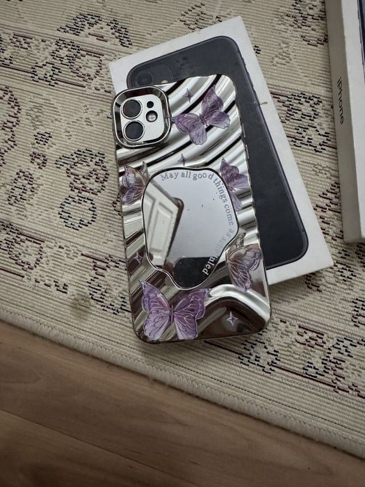 iPhone 11 128 ГБ в хорошем состоянии