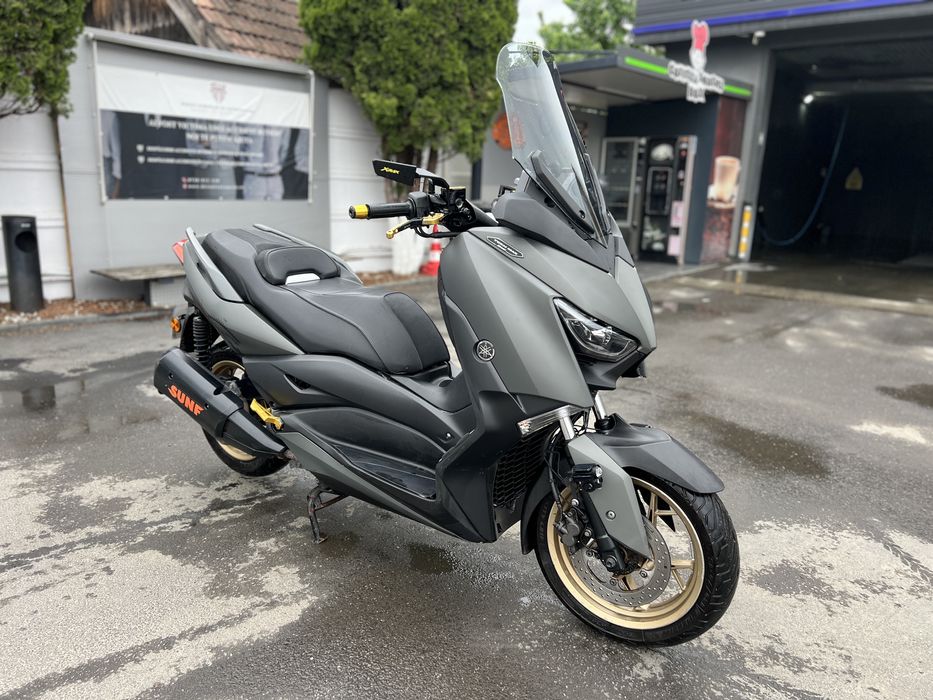 Yamaha X-max 300 tech max desing