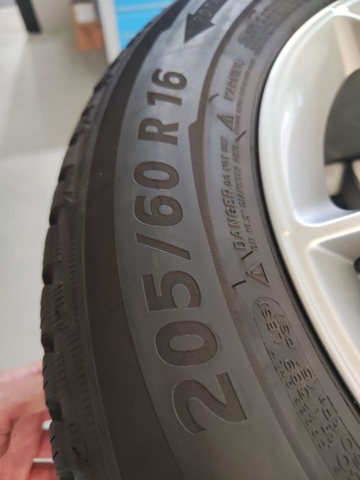 2 бр зимни 205/60/16 michelin Alpin 5 Дот 18г