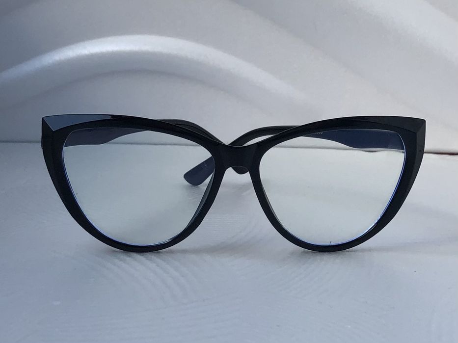 Прозрачни дамски очила за компютър