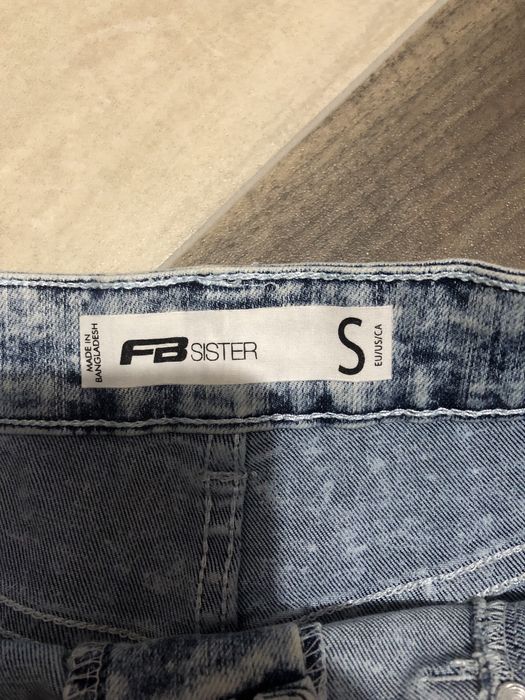 Къси панталонки чисто нови …!