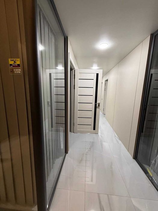 Сдается в Аренду ком.недвиж.в ЖК Akay City, Диз.ремонт premium-класса