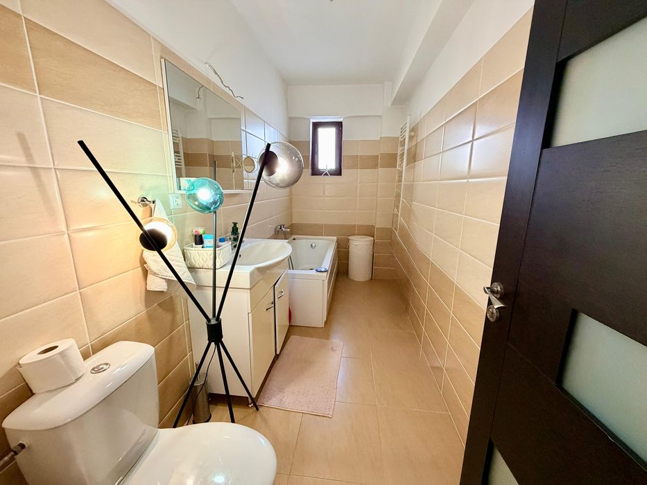 Apartament 2 camere Bloc NOU, Etaj 1, 2 balcoane, parcare, Ampoi3