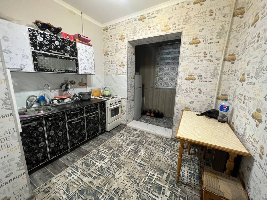 Сдается 2x комнатная квартира 
C обстановкой
В горде Алмалыке