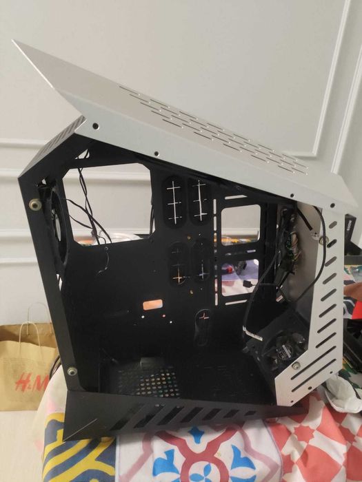 Компьютерный корпус Gamemax AutoBot