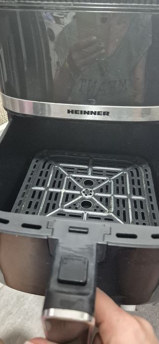 Friteuza cu aer cald(airfryer)