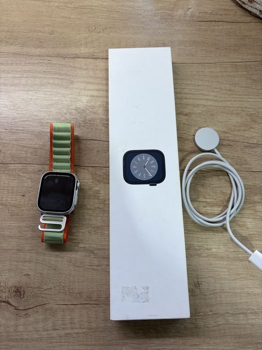 Apple watch series 8 45mm GPS +celular(impecabil)