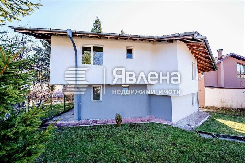 Продава се Къща в с. Желява, Област София-град - 150 кв.м за 2200 €/кв.м - Снимка #1