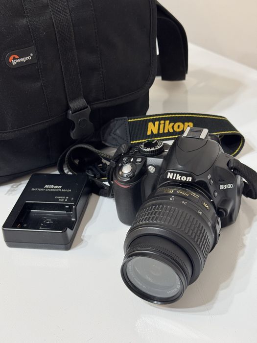 Nikon D3100 в идеальном состоянии