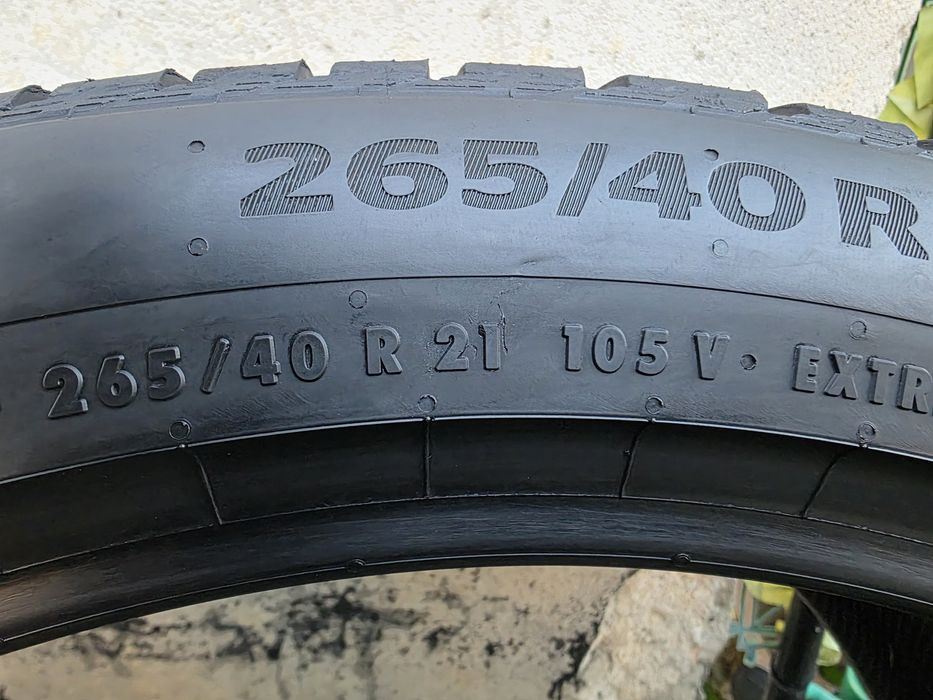 Vând două anvelope de iarna continental 265 40 21 dot 4522