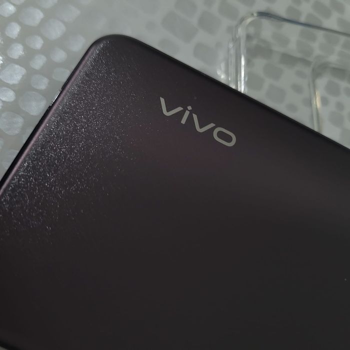 Продам Vivo 29 8/128Gb