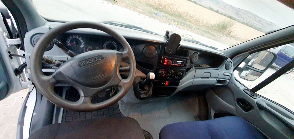 Iveco 35c15 7 locuri Basculabil doka cabină dublă