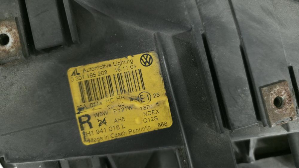 Фарове VW T5 2003-2009