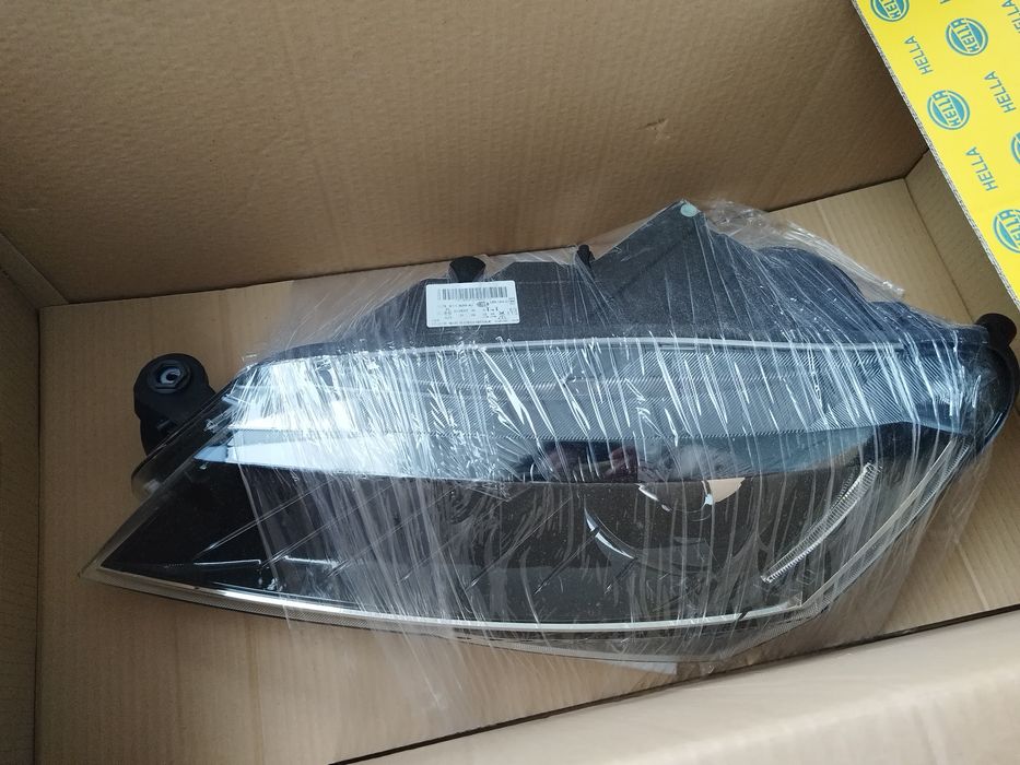 Far 1ZS 011 939-411 HELLA