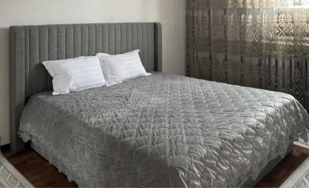 Спальный гарнитур совсем новый