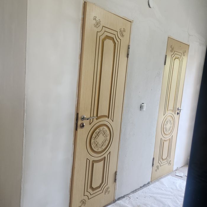 Жағдайы жақсы есік сатылады