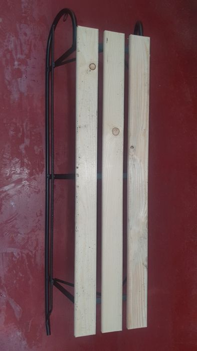 De vanzare sanie din fier