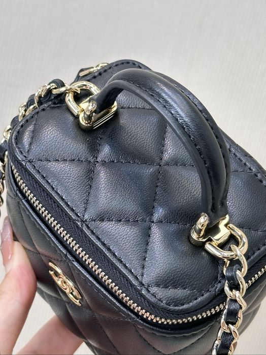 Дамска мини чанта тип куфарче Chanel Classic