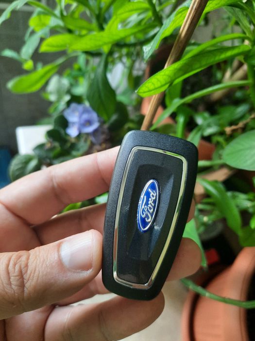 Carcasa cheie FORD Focus, Mondeo, Fiesta, Transit cu 3 butoane briceag